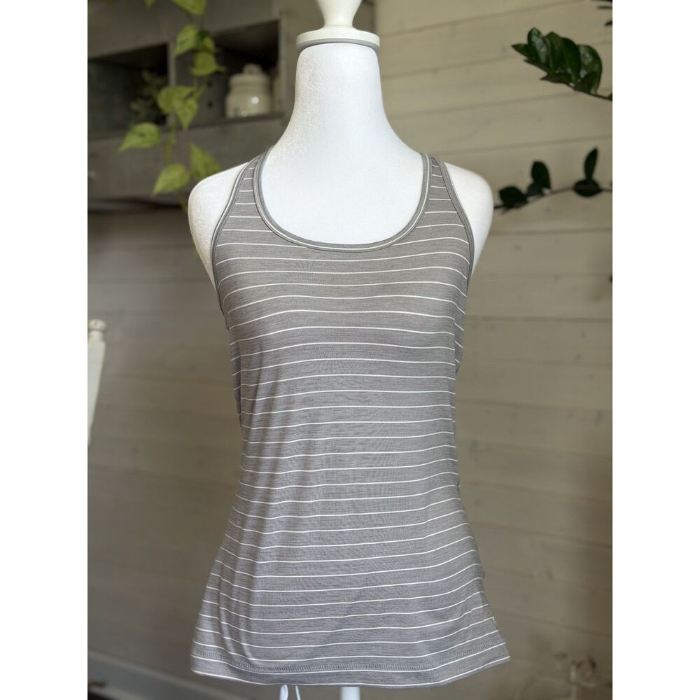 GapFit Breathe Racerback Tank sz small